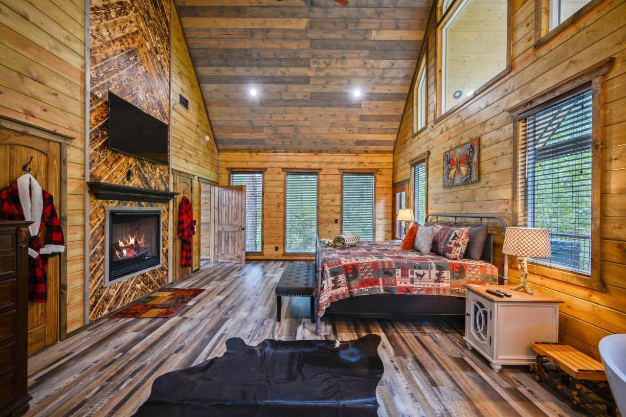The Adirondack Honeymoon Hot Tub Soaking Tub Wood Burning Fireplace Stephens Gap Buitenkant foto