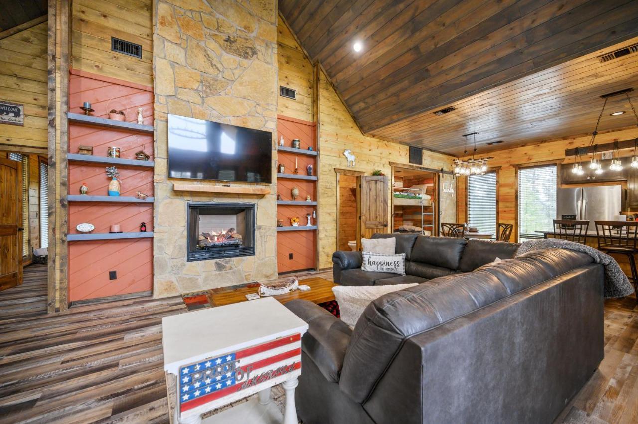 The Adirondack Honeymoon Hot Tub Soaking Tub Wood Burning Fireplace Stephens Gap Buitenkant foto