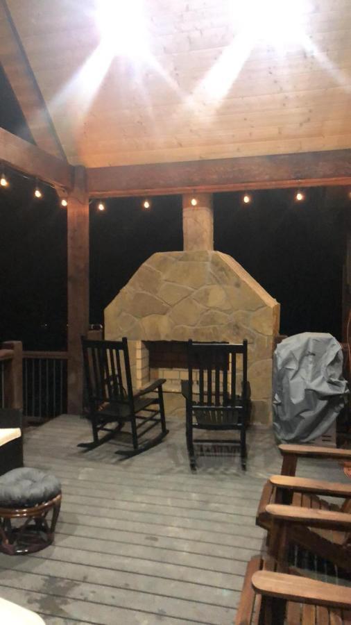 The Adirondack Honeymoon Hot Tub Soaking Tub Wood Burning Fireplace Stephens Gap Buitenkant foto